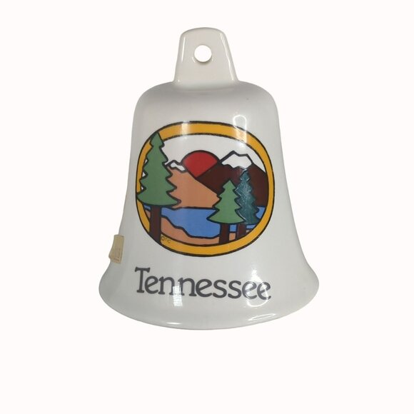 Vintage Tennessee Souvenir White Ceramic Bell Mountain Tree Scene - Picture 1 of 5